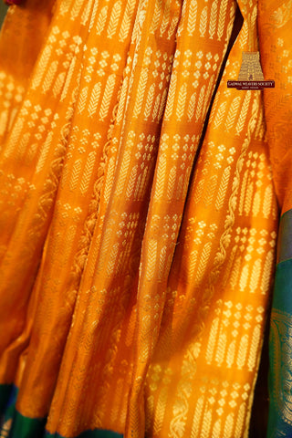 GADWAL PURE SILK BROCADE GANGA JAMUNA KUTTU BORDER SAREE