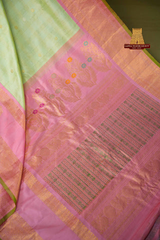 EXCLUSIVE GADWAL PURE SILK GAP BORDER HANDLOOM SAREE