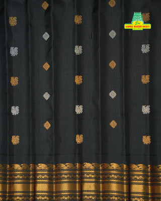 GADWAL PURE SILK HANDLOOM CHECKS BUTTA SAREE