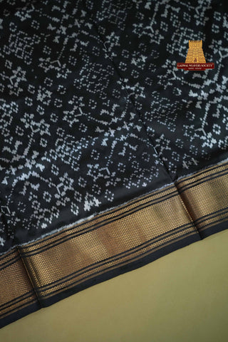 POCHAMPALLY IKKAT PURE SILK HANDLOOM SAREE