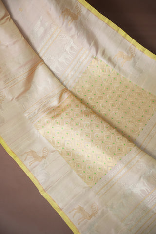 GADWAL PURE SILK HANDLOOM SAREE WITH BUTTA BORDER