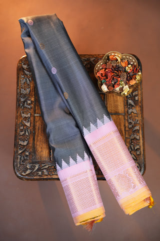 GADWAL PURE SILK HANDLOOM SAREE WITH KUTTU BORDER