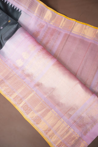 GADWAL PURE SILK HANDLOOM SAREE WITH KUTTU BORDER