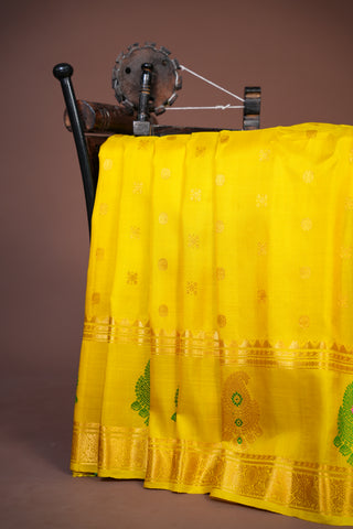 GADWAL PURE SILK GAP BORDER HANDLOOM SAREE