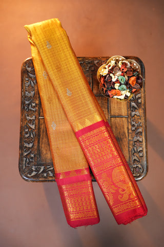 GADWAL PURE SILK CHECKS HANDLOOM SAREE