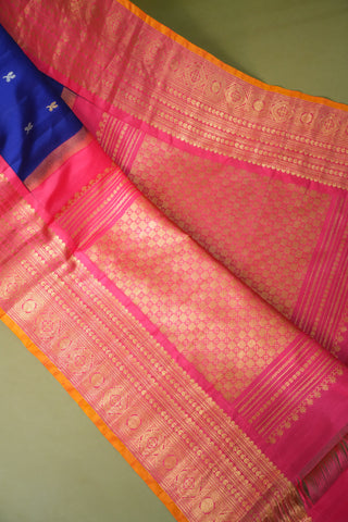 PREMIUM GADWAL PURE SILK HANDLOOM SAREE WITH KUTTU EQUAL BORDER