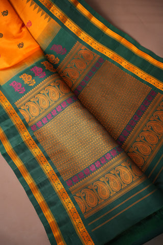 GADWAL PURE SILK GAP BORDER HANDLOOM SAREE