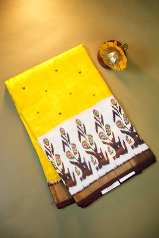 POCHAMPALLY PURE TWILL IKKAT HANDLOOM SAREE