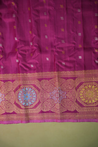 GADWAL PURE SILK MAHARANI TURNING BORDER SAREE