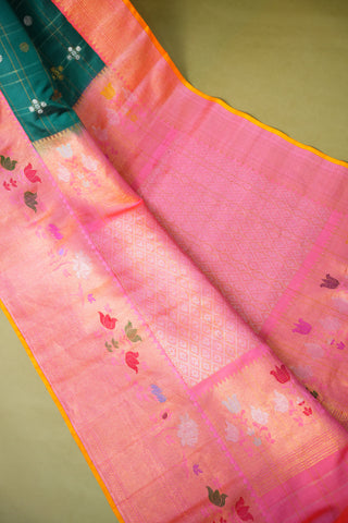 GADWAL PURE SILK MAHARANI TURNING KUTTU BORDER SAREE