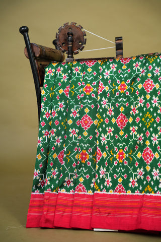 POCHAMPALLY PURE TWILL IKKAT HANDLOOM SAREE