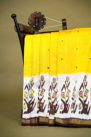 POCHAMPALLY PURE TWILL IKKAT HANDLOOM SAREE