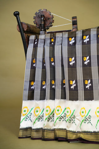 POCHAMPALLY PURE TWILL IKKAT HANDLOOM SAREE