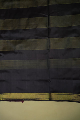 POCHAMPALLY PURE TWILL IKKAT HANDLOOM SAREE