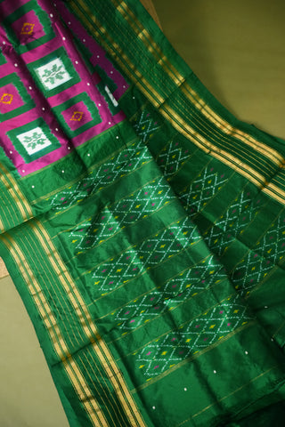 POCHAMPALLY IKKAT PURE SILK HANDLOOM SAREE