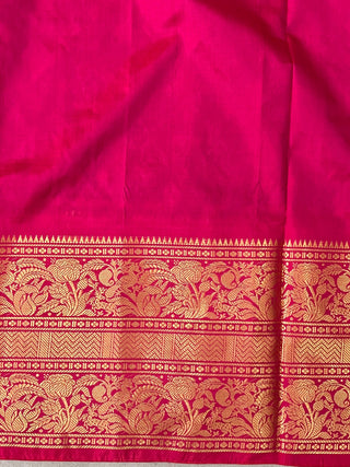 POCHAMPALLY IKKAT PURE SILK HANDLOOM SAREE