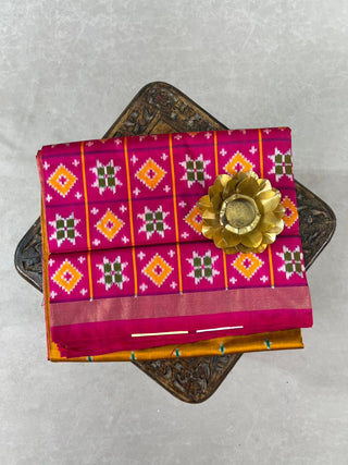 POCHAMPALLY IKKAT PURE SILK HANDLOOM SAREE