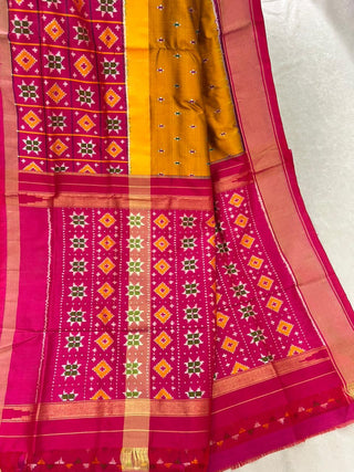 POCHAMPALLY IKKAT PURE SILK HANDLOOM SAREE