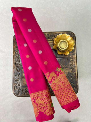 GADWAL PURE SILK HANDLOOM SAREE WITH MAHARANI TURNING BORDER