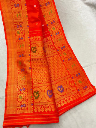 GADWAL PURE SILK HANDLOOM SAREE WITH MAHARANI TURNING BORDER