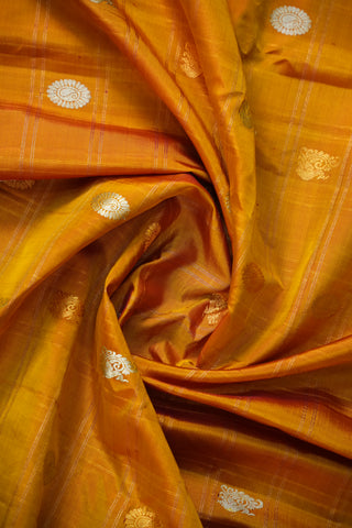 EXCLUSIVE GADWAL BIG CHECKS PURE SILK HANDLOOM SAREE