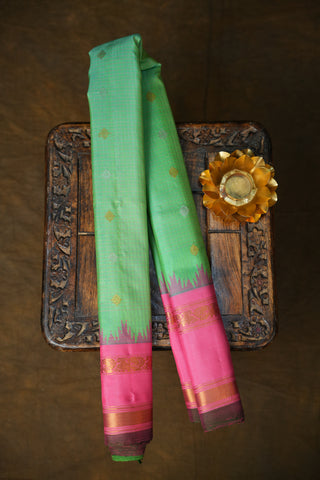 GADWAL PURE SILK GAP BORDER HANDLOOM SAREE