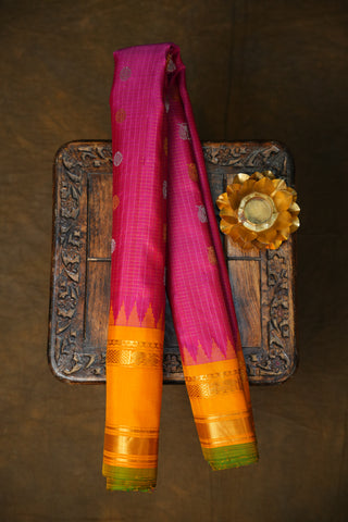 GADWAL PURE SILK GAP BORDER HANDLOOM SAREE