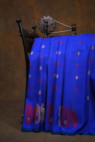 GADWAL PURE SILK GAP BORDER BUTTA HANDLOOM SAREE