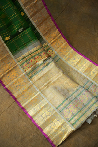 EXCLUSIVE GADWAL BIG CHECKS PURE SILK HANDLOOM SAREE