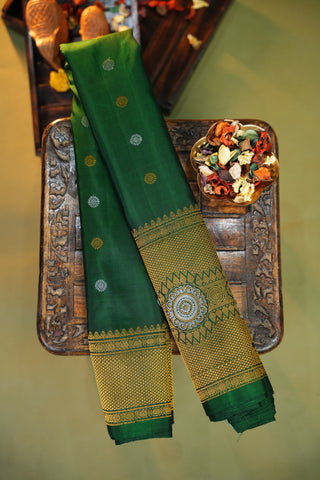 EXCLUSIVE GADWAL PURE SILK HANDLOOM SAREE