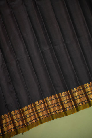GADWAL PURE SILK SMALL BORDER CHECKS HANDLOOM SAREE