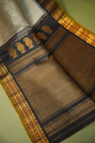 GADWAL PURE SILK SMALL BORDER CHECKS HANDLOOM SAREE