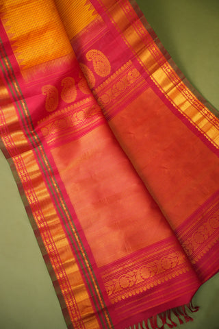 GADWAL PURE SILK SMALL BORDER CHECKS HANDLOOM SAREE