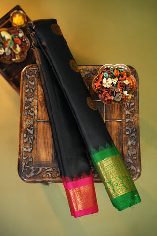 GADWAL PURE SILK GANGA JAMUNA BORDER SAREE