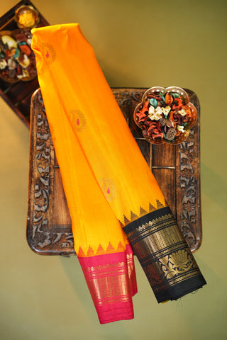 GADWAL PURE SILK GANGA JAMUNA BORDER SAREE