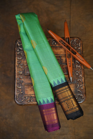 GADWAL PURE SILK HANDLOOM SAREE WITH GANGA JAMUNA BORDER