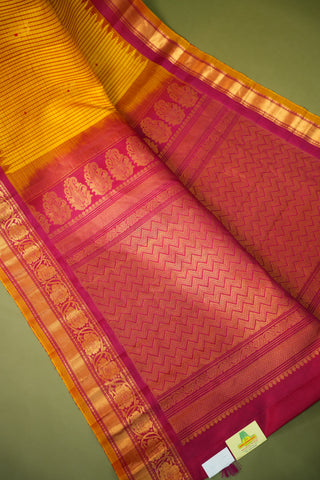 GADWAL PURE SILK SMALL BORDER CHECKS HANDLOOM SAREE