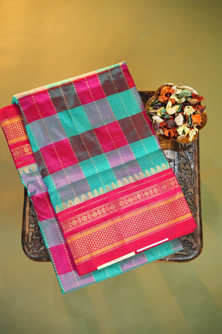 NARAYANPET KATTAM CHECKS PURE SILK HANDLOOM SAREE