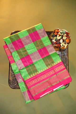 NARAYANPET KATTAM CHECKS PURE SILK HANDLOOM SAREE