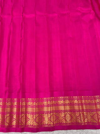 GADWAL PURE SILK HANDLOOM SAREE WITH GANGA JAMUNA BORDER