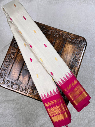 GADWAL PURE SILK HANDLOOM SAREE WITH KUTTU TEMPLE BORDER