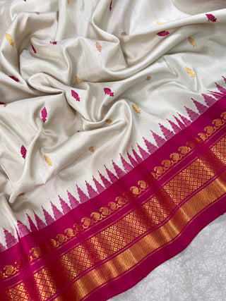 GADWAL PURE SILK HANDLOOM SAREE WITH KUTTU TEMPLE BORDER