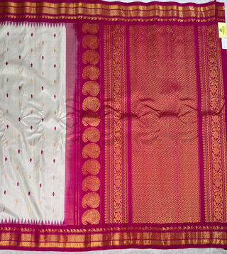 GADWAL PURE SILK HANDLOOM SAREE WITH KUTTU TEMPLE BORDER