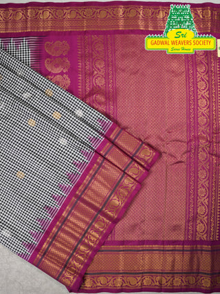 GADWAL PURE SILK HANDLOOM SAREE WITH KUTTU BORDER