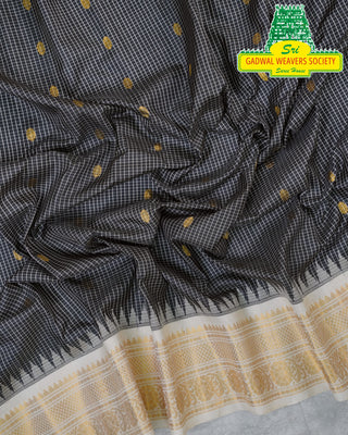 GADWAL PURE SILK HANDLOOM SAREE WITH KUTTU BORDER