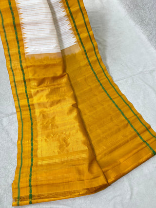 GADWAL PURE SILK HANDLOOM SAREE WITH GAP BORDER