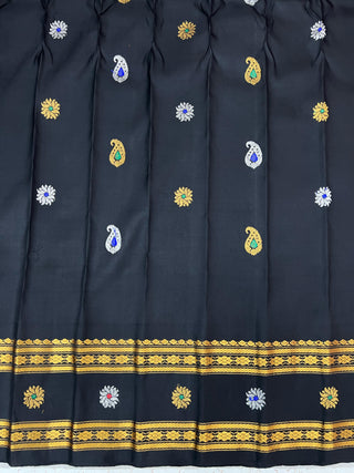 GADWAL PURE SILK HANDLOOM SAREE WITH KUTTU TEMPLE BORDER