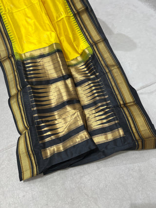 Narayanpet Pure Silk Saree with temple border