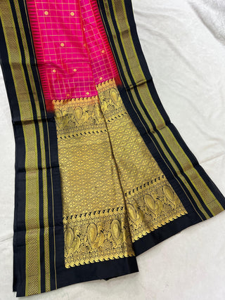 Narayanpet Pure Silk Saree with temple border