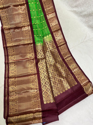 KANCHIPURAM PURE SILK CHECKS BUTTA SAREE